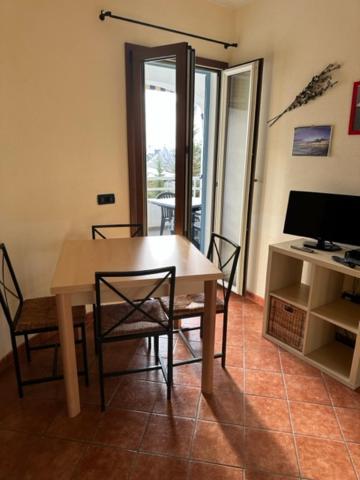 Hibiscus Apartahotel La Caletta