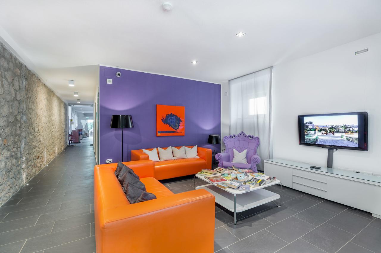 Hibiscus Aparthotel La Caletta