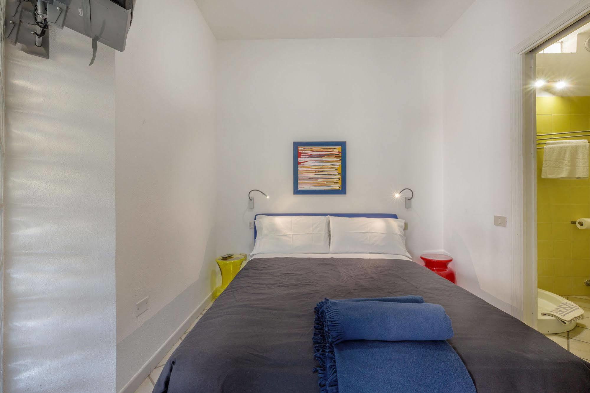 Hibiscus Aparthotel 3*